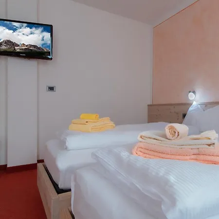 Hotel Monica